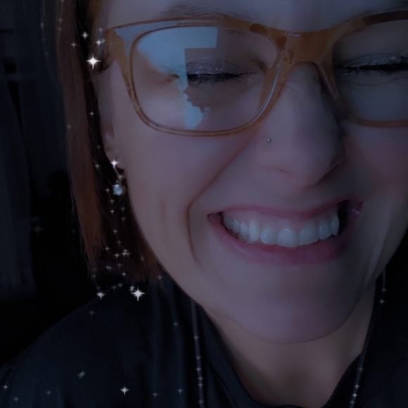 Meet your Posher, Lisa - Picture 9 of 16